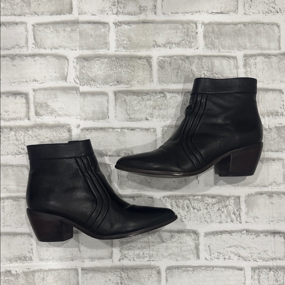Matisse Cece Black Leather Ankle Boots